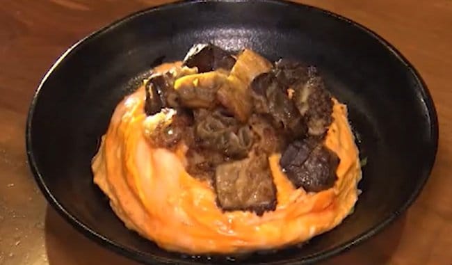 大阪・西成流のチャーハン「チャーライ」はトッピングと謎のタレでリピート不可避…食欲そそる異次元の見た目『ウラマヨ！』