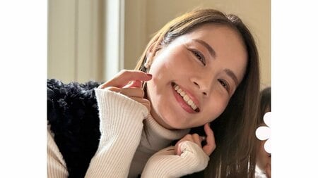 「雑誌の表紙かと」永島優美 2歳娘との“おしゃれペアルック”公開！青空の下ピクニックを満喫する微笑ましい様子に「大きくなりましたね」「可愛すぎ」