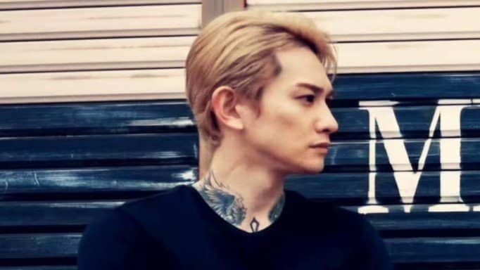 「筋肉すご」町田啓太 鍛え上げられたムキムキな腕にファンもん絶！「破壊力半端ない」「控えめに言って最高」色気ダダ漏れなクールな横顔に思わずうっとり