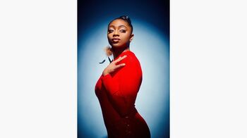 メジャーデビューから半年の快挙！ジャズ・ボーカルの新星サマラ・ジョイがグラミー賞2部門受賞