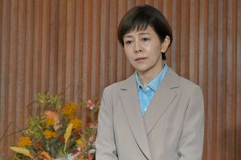 誘拐犯に翻ろうされる杏子（板谷由夏） 奈美（沢口靖子）が総理を懸命に支える一方で深まる佐生（安田顕）の“疑い”『絶対零度』第9話完全版