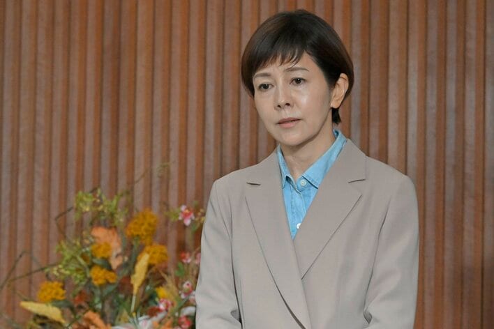 誘拐犯に翻ろうされる杏子（板谷由夏） 奈美（沢口靖子）が総理を懸命に支える一方で深まる佐生（安田顕）の“疑い”『絶対零度』第9話完全版