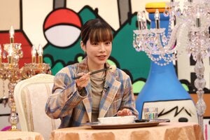 桜井ユキの演技に一同騒然！小手伸也も「これが主役クラスとバイプレーヤーの差」新企画「ぶりグルメ」で戦慄の展開