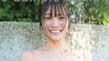 宮田愛萌 鍛え上げた美ヒップや大人な水着姿を披露 全6種類 封入特典が解禁 1st写真集『Lilas』