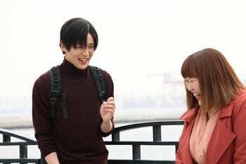 Snow Man 目黒蓮、“ブサイク青年”役で初登場！３時のヒロイン かなでと恋仲に！？