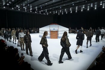 「Rakuten Fashion Week TOKYO 2027 S/S」シーズン閉幕