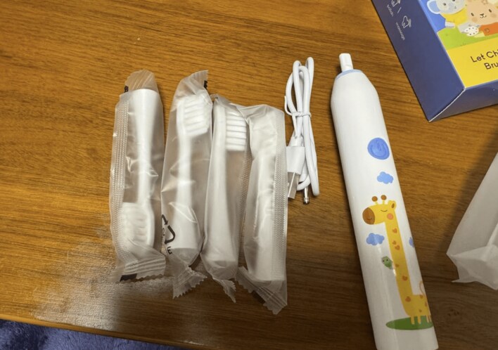 「歯みがき＝冒険！」キリンくんと共に細菌退治～お子様が毎日楽しみにする電動歯ブラシ