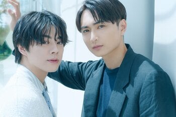 宇佐卓真＆平野宏周がお互いの魅力を熱弁！「かわいいところが止まらない」「清流のような人」ドラマ『被写界深度』でW主演の2人の意外な素顔