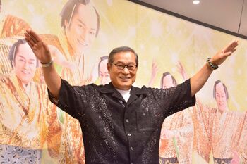 松平健「マツケンカフェ」に降臨！あまりの人気に「不思議です」