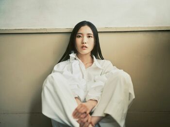 内田理央主演！土ドラ『嗤う淑女』主題歌は琴音『Heaven』に決定＆メインビジュアルも解禁！！