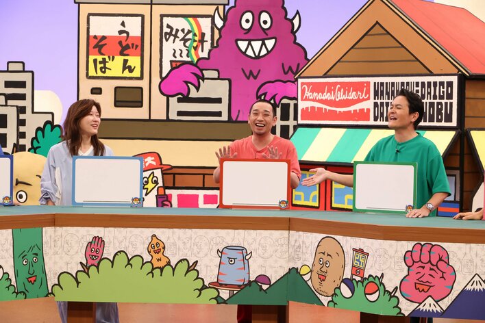 ヒコロヒー「論破だけでのし上がってきた」とディベート企画に初参戦も“タバコだけ持って裸足の姿で…”と衝撃のエピソード披露され赤面!