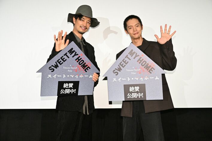 窪田正孝 ケガ回復！「首も無事くっつきました」齊藤工と舞台挨拶に登壇