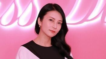 「爆イケすぎ」柴咲コウ ロングから黒髪ショートにバッサリ！ＦＮＳ歌謡祭のドレス姿に「息止まってました」とファン衝撃