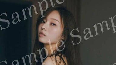 乃木坂46梅澤美波 美ボディ際立つ「ビターな」ベッドでの大人カット