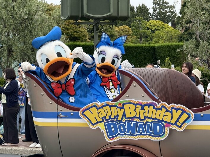 img_e894ecfe34c8469089f686161e