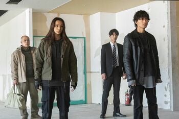 怪物＆最凶の敵との直接対決を前に、綾野剛からコメント到着！大波乱の第8話は「勝敗以上の物語がある」