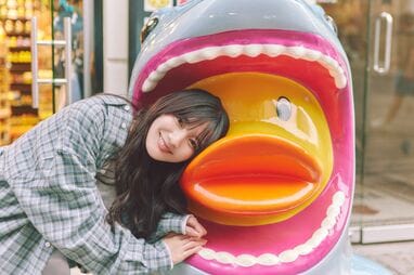 日向坂46・河田陽菜 照れた表情のランジェリー姿を披露！“恋に落ちずに