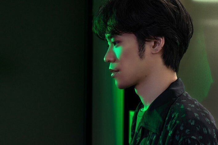 【画像27枚】小野賢章撮り下ろしカットと『DARK MACHINE THE ANIMATION』場面写真を見る