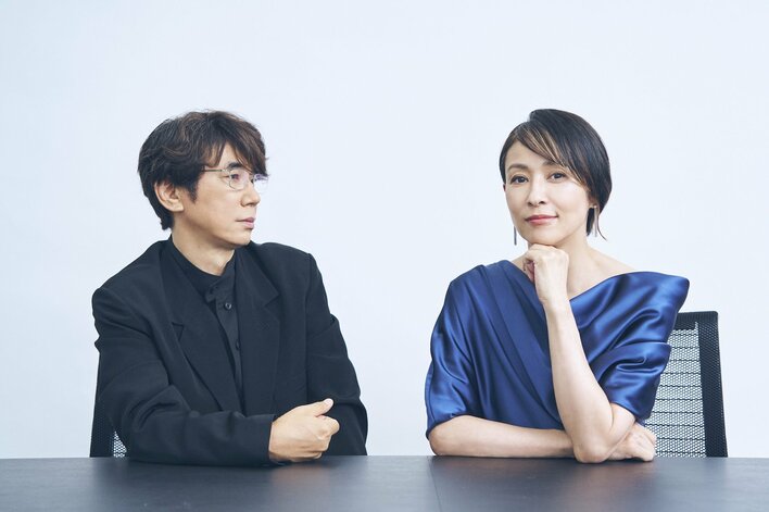 【画像15枚】真下正義＆雪乃が帰ってきた！ユースケ・サンタマリアと水野美紀の撮り下ろしカット、映画の場面写真を見る
