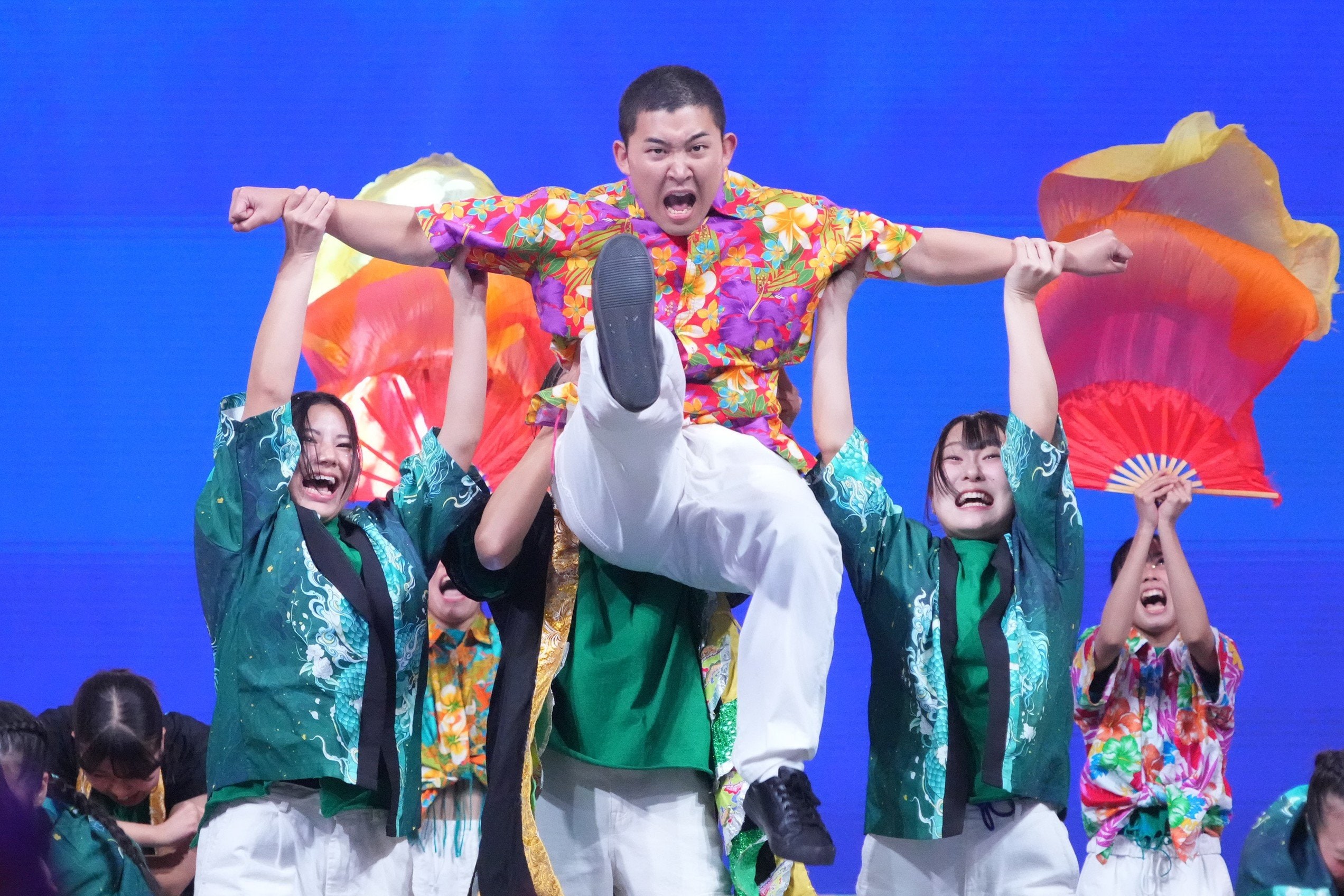 img_eb0407fcbaf2586b09eaabfcba