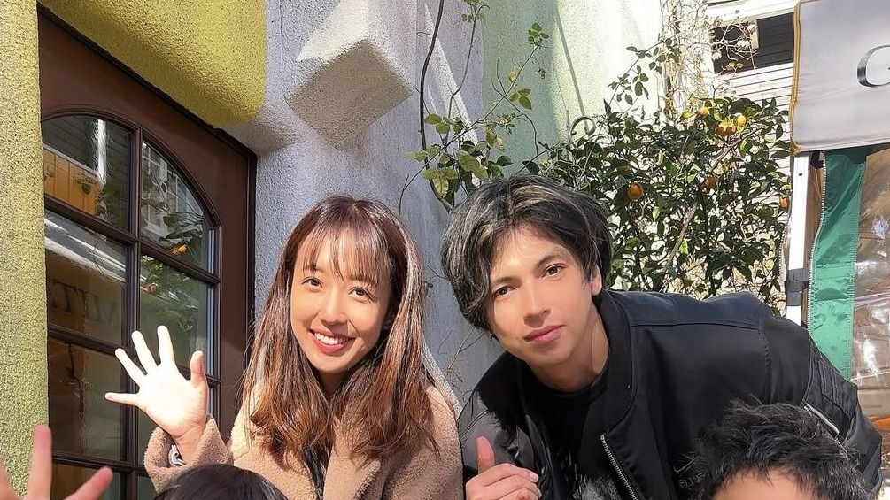 アレクサンダー 147万円も値上がりした妻・川崎希の“ダイヤ約500個