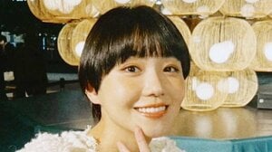 奈緒 バッサリ丸みショートヘアで竹細工のツリー点灯式に登場！「耳のアングルも好き」ふわもこな全身ホワイトコーデに「天使降臨」「とっても素敵」