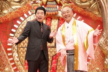 ショートネタブームを巻き起こした『爆笑レッドカーペット』が11年ぶりに奇跡の復活！往年の常連芸人～初登場芸人まで総勢60組が登場