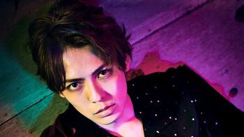 『ポルノグラファー』で注目 猪塚健太の“色気”が堪能できるカレンダーが発売に