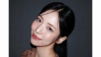 NiziU・MAYA アンニュイな表情の“世界観天才”な新ビジュアルに「まさに花の女神様♡」と反響！AYAKAと顔を寄せ合う2Sも「大優勝すぎ」