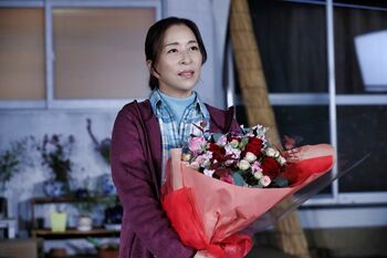 『さくらの親子丼』真矢ミキがクランクアップ！「こんな気持ちの終わり方をしたのは初めて」