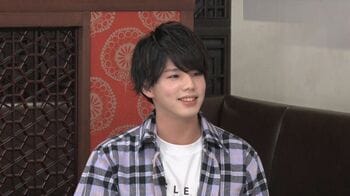 Hiroの父･森進一は駄菓子好き、母･森昌子の現在は不明。「家族全員そろうと殺伐」と告白