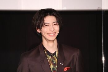 高杉真宙、浜辺美波＆藤井流星たちからの無茶ぶりドッキリ「我慢する姿が愛らしい」