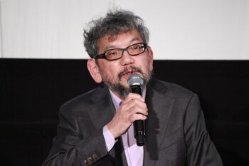 庵野秀明総監督、エヴァファンに向けて深々とお辞儀「お礼を言う最後のチャンスかなと思って」
