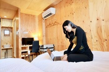 【カフェ混雑のストレスゼロ】自分専用の書斎を手に入れる。岐阜羽島駅5分・挽きたてドリンク飲み放題の贅沢個室オフィスがオープン記念で2,500円～
