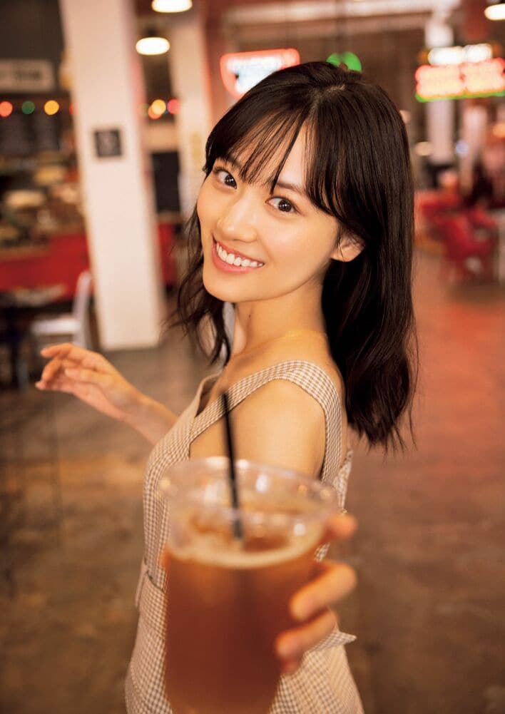 ▲限定1名様▲グラビア▲山下美月(乃木坂46)▲切り抜きクリアブック２冊▲ △限定1名様△グラビア△山下美月(乃木坂46)△切り抜きクリア
