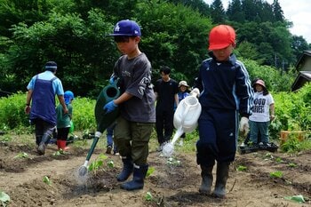 丹波山村 イエナプラン教育をベースにした「ゆるイエナ」で教育移住を推進