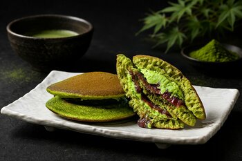 【“利き茶日本一”の茶匠が厳選】一番茶のみ使用の抹茶どら焼き「茶通美」が、どら焼きの日に登場！