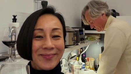 ミラノ在住・中村江里子 高級食材をふんだんに使った“夢のような”レシピ公開！「贅沢簡単ディナー」調理しながらワイン飲む夫婦時間に「羨ましいです」