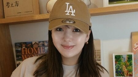 第1子妊娠中・藤田ニコル “臨月突入”大きく膨らんだお腹際立つ姿を披露！仲良く寄り添った愛犬との2ショットに「これはもう幸せだね！」など反響