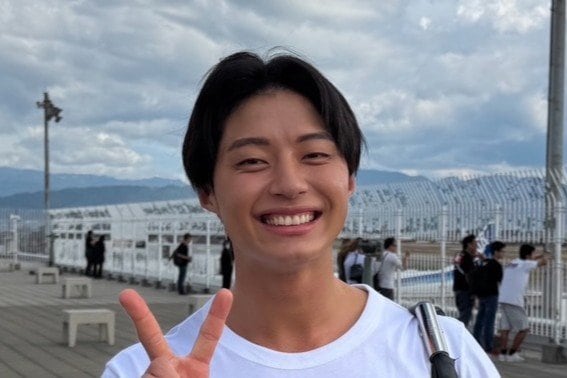 「この前まで高校生!?」“今日好き”榎田一王の筋肉美に反響！“腹筋バキバキ”な体でカメラにアピールする姿に「めちゃくちゃ分厚くなってる」