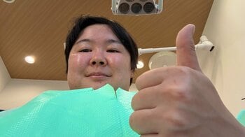 「親知らず3本抜くよ」やす子 余裕の表情も束の間…！？抜歯後の頬腫れた姿に心配の声あがる一方「塚地さんに似てる」の声続出