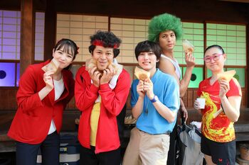 『コンビニ★ヒーローズ』横田真悠、尾崎匠海ら仲良し5ショット到着！