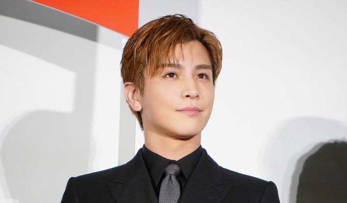 岩田剛典の体当たりシーンに、中村倫也「なんで受けたの？」篠原涼子「何度見ても興奮する」