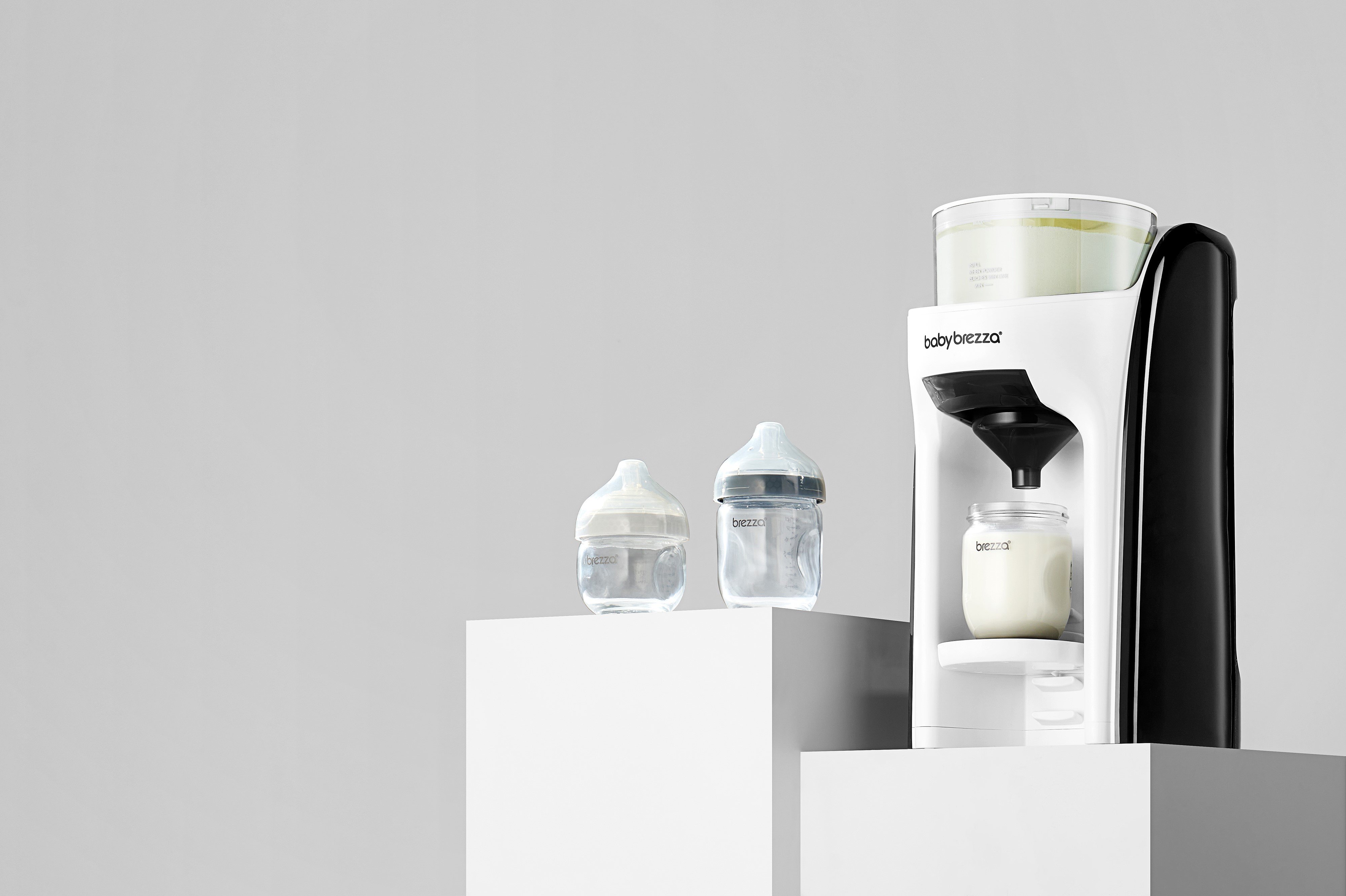 Baby Brezza （ベビーブレッツァ） 自動ミルク調乳器ついに2025年11月4