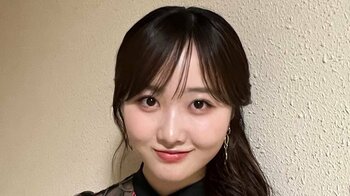 「まぶしい」本田望結 “透け感”ある黒ドレス姿を披露！シースルーの華やかなファッションに「いつもと雰囲気違う」などと絶賛