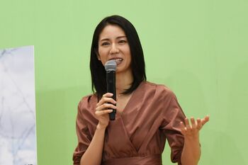 松下奈緒、アフリカの動物たちとのふれあいを熱く語る「お母さんの気持ちに」