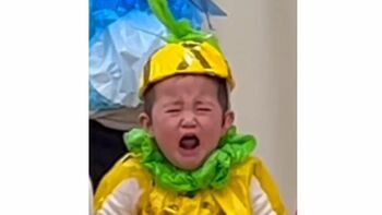 「切り替えのプロすぎ」号泣の1歳男の子が…まさかの展開に！？発表会での「天才子役」な姿が話題【激かわキッズ奇跡の瞬間】