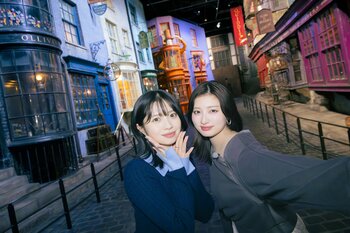 ワーナー ブラザース スタジオツアー東京 - メイキング・オブ・ハリー・ポッター 初代アンバサダー 桜田ひよりさん・吉川愛さん スタジオツアー東京で過ごす“魔法のような旅”スペシャルムービー解禁
