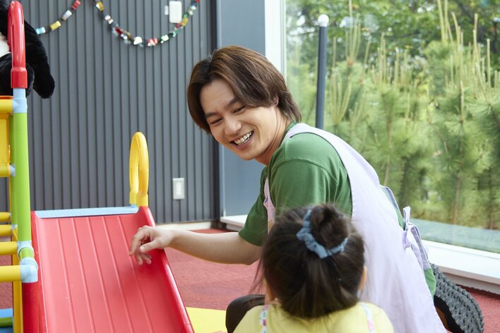 平田（鈴木保奈美）を中心に人見（松田元太）らは「子育て支援策」に取り組む！その動きに社長（小野武彦）が腹を立て…『人事の人見』第8話予告