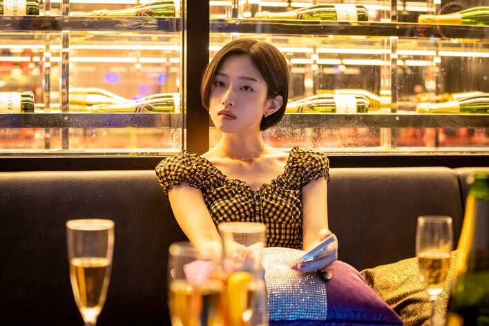 河合優実が、石原さとみ演じる女ルパンに利用される！？大物政治家の娘役でフジテレビ連ドラ初出演『ポリティカルパン』